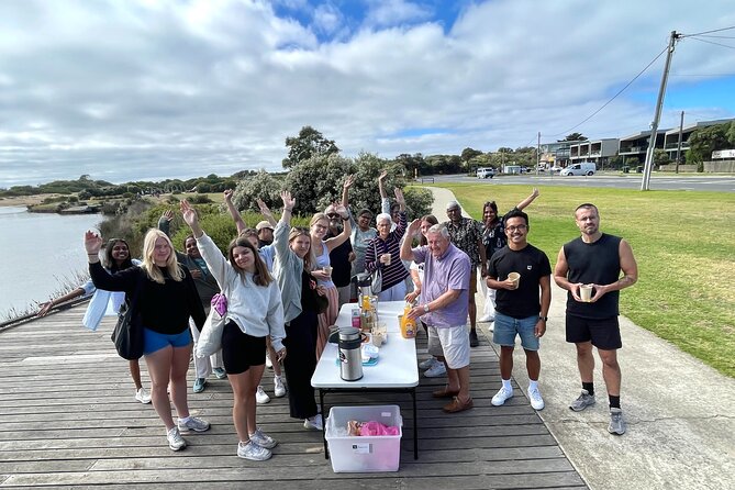Melbourne: Great Ocean Road Tour with Maxi Highlights in One Day - Split Point Lighthouse and its Red Hat