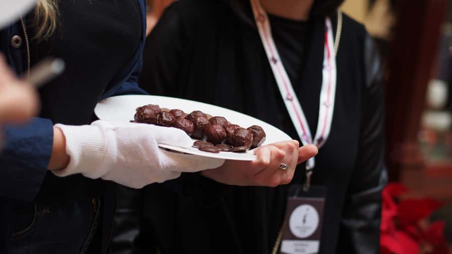 Melbourne: Guided Chocolate Walking Tour of the city - The arcades make the walk more than a food crawl