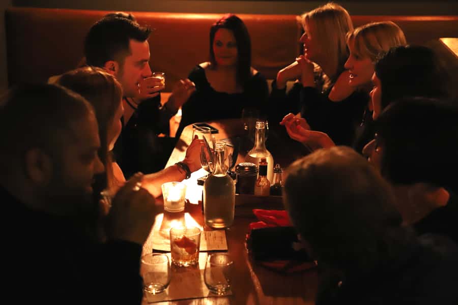 Melbourne: Hidden Bars & Laneway Legends Walking Tour - What to wear and what to leave behind