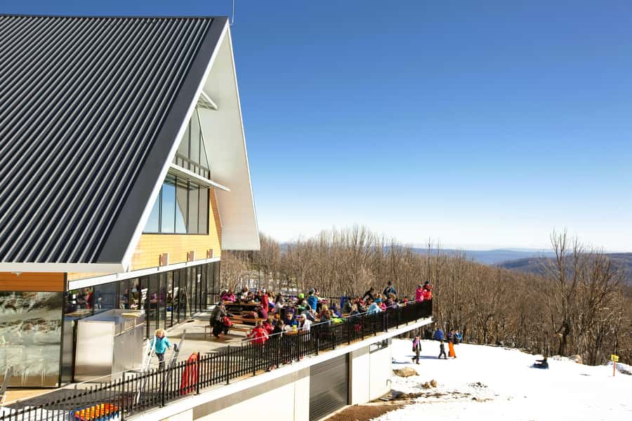 Melbourne: Lake Mountain Snow, Waterfall & Chocolaterie Tour - A long winter day from Melbourne