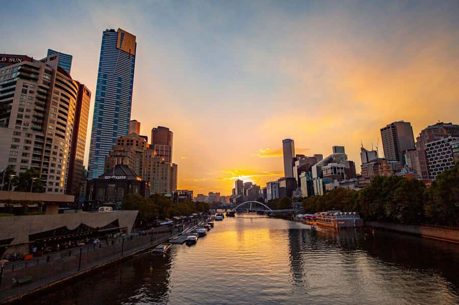 Melbourne: Luxury Sunset Cruise on Yarra River - Key points about the Yarra River cruise