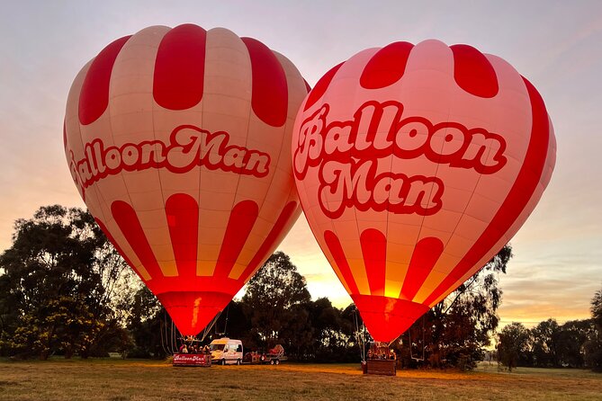 Melbourne Premium Balloon Flight plus 5-Star champagne breakfast - Seeing Melbourne from a wicker basket