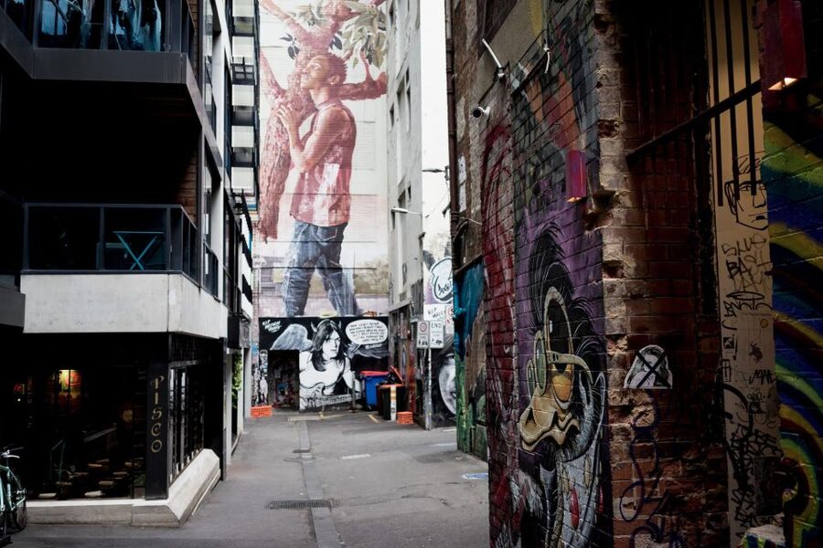 Melbourne: Private Bites & Sights Tour w/ Observation Deck - Who will get the most from this walk?