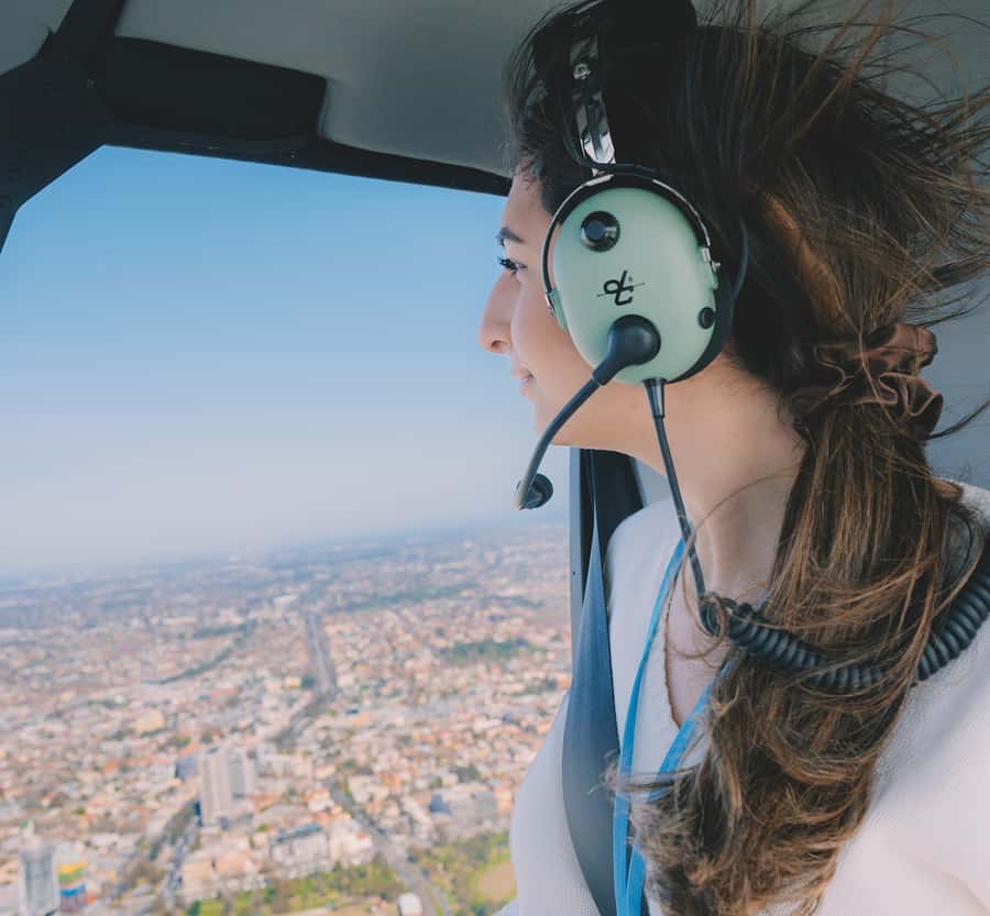 Melbourne: Private City Skyline and Bay Helicopter Ride - From Hangar 81 to Flemington Racecourse