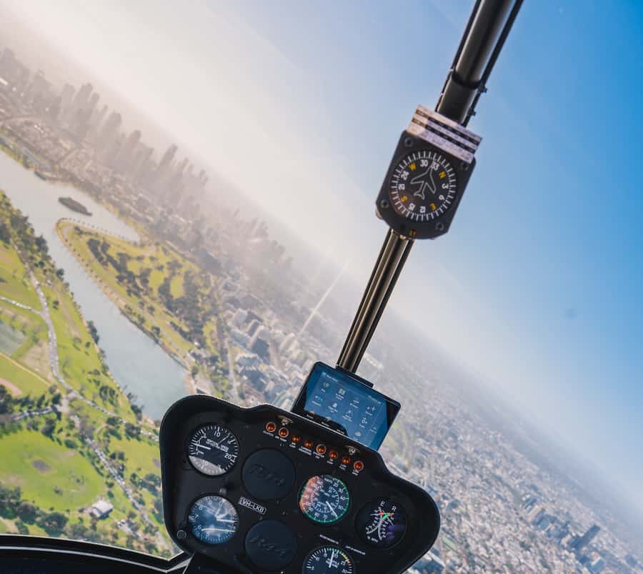 Melbourne: Private City Skyline and Bay Helicopter Ride - Albert Park Lake and the Melbourne Grand Prix Setting