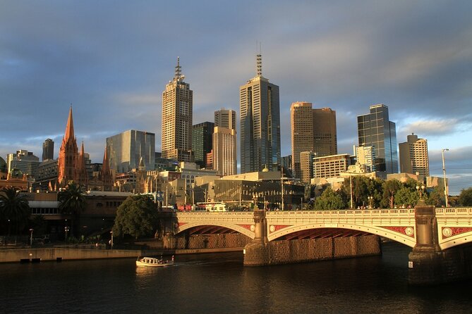 Melbourne Private Custom Walking Tour with A Guide (Private tour) - Why the private format can be worth the price