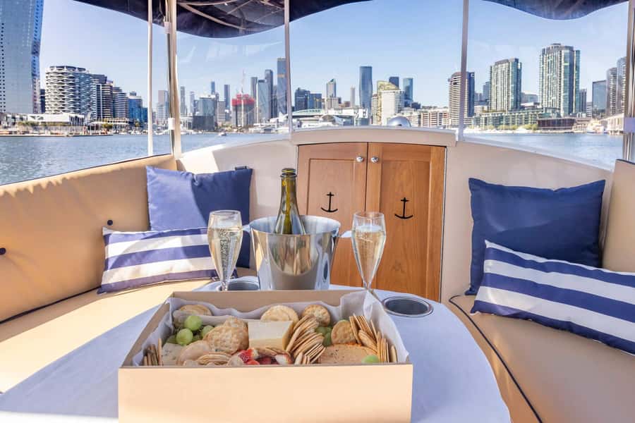 Melbourne: Private Yarra River Cruise w/ Cheese & Wine - From Crown Casino to Southbank