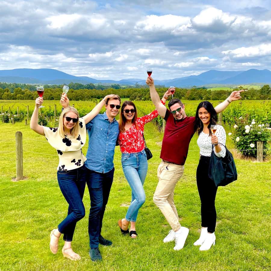 Melbourne: Relaxed Half-Day Yarra Valley Wine Tour - The one-hour ride from Melbourne to the valley