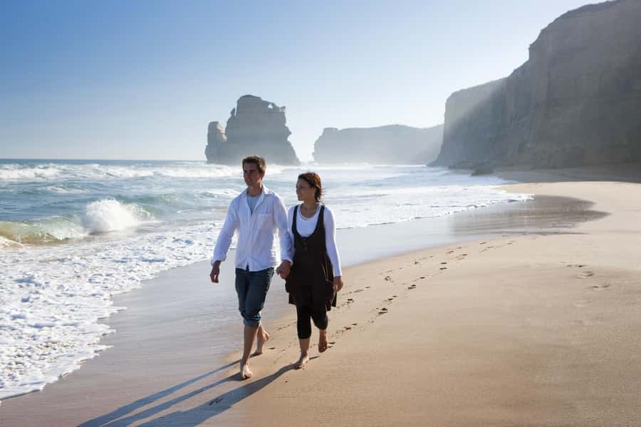 Melbourne: Reverse Great Ocean Road 12 Apostles with Lunch - The Twelve Apostles before the crowds