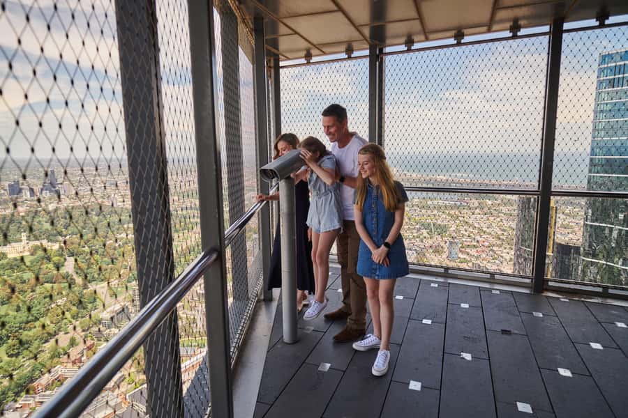 Melbourne Skydeck VR Experience - Arriving at Melbourne Skydeck after midday