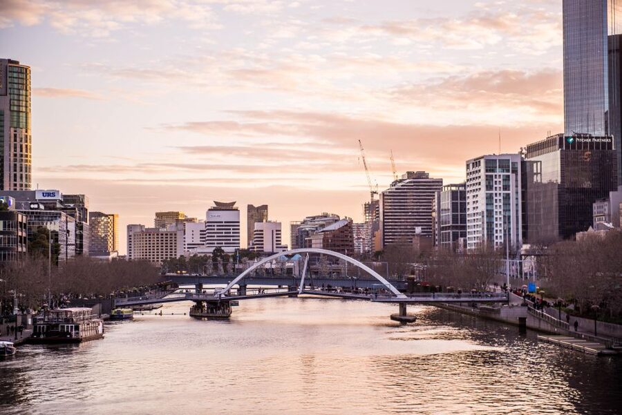 Melbourne: Spirit Of Melbourne Yarra River Lunch Cruise - Included drinks change the value calculation