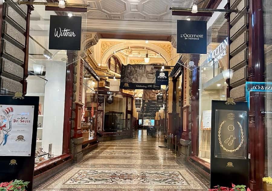 Melbourne: Spirits and Ales Haunted Pub Walking Tour - The former police station and an unsolved murder