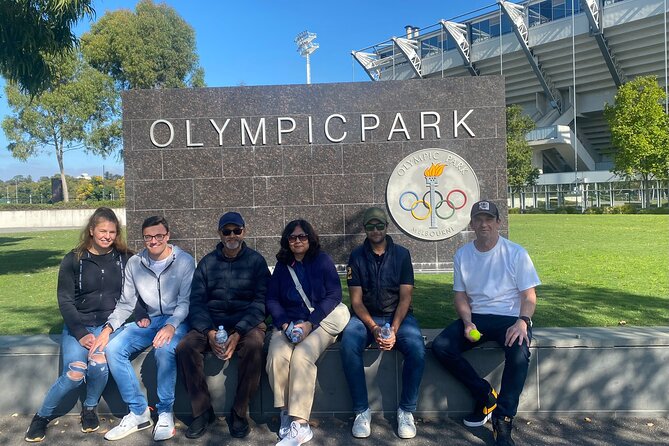 Melbourne Sports Walking Tour - Guides who make the difference