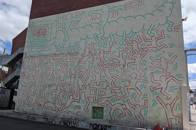 Melbourne Street Art Quest: Self-Guided Urban Story Game - Coles Fountain in Parliament Gardens