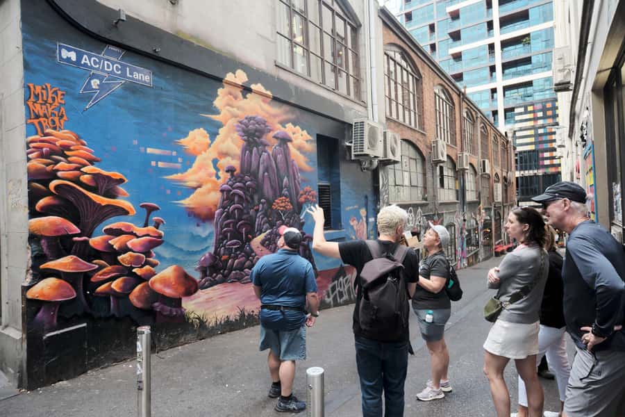 Melbourne: Street Art Walking Tour with a Street Artist - How demanding is the three-hour route?