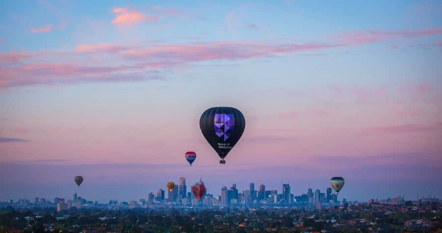 Melbourne: Sunrise Hot Air Balloon Experience - The safety briefing and preparation