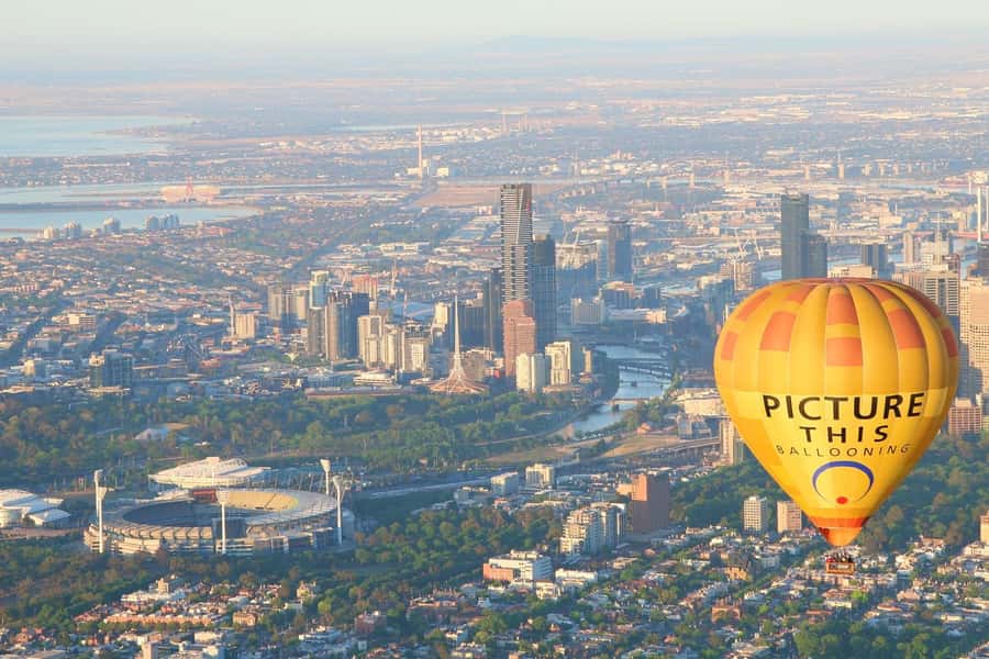 Melbourne: Sunrise Hot Air Balloon Experience with Breakfast - The safety briefing before takeoff