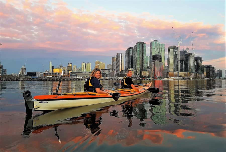 Melbourne: Sunset Kayak Tour with Dinner - Why the Yarra River gives you a new view of Melbourne