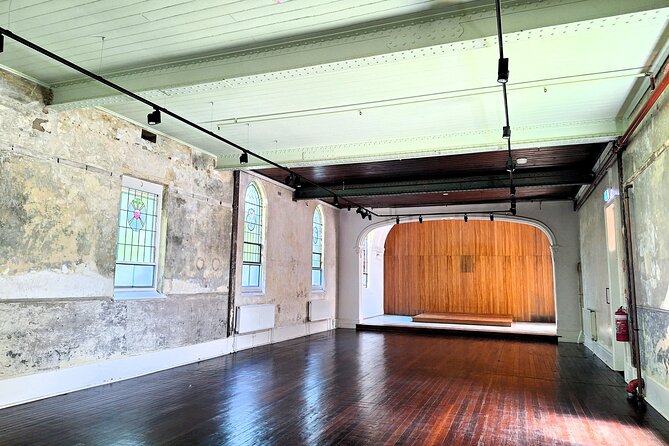 Melbourne Tour: Walk the Yarra & Heritage Convent Experience - Melbourne’s bushland begins beside the Yarra