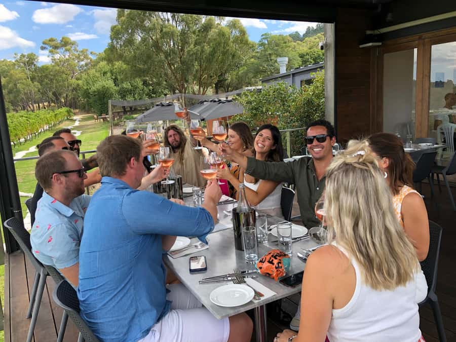 Melbourne: Yarra Valley Food & Wine Trip with 1 Wine Bottle - Yarra Valley Chocolaterie: 12 chocolates to finish