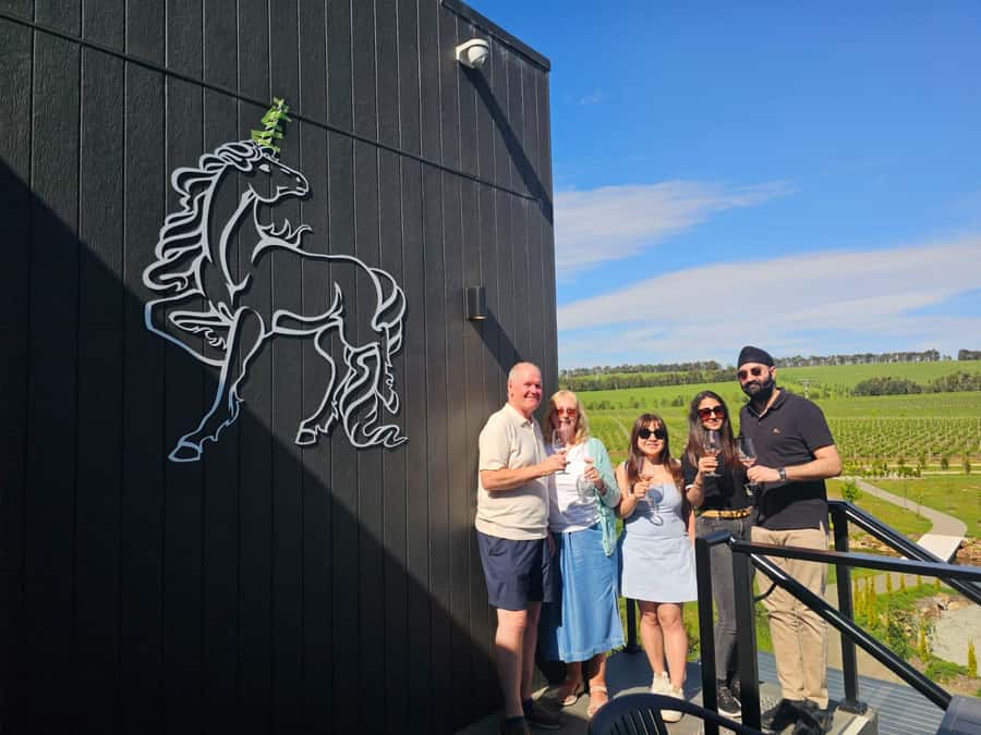 Melbourne: Yarra Valley Half-Day Wine Tour - Soumah: an elegant finish with mountain views