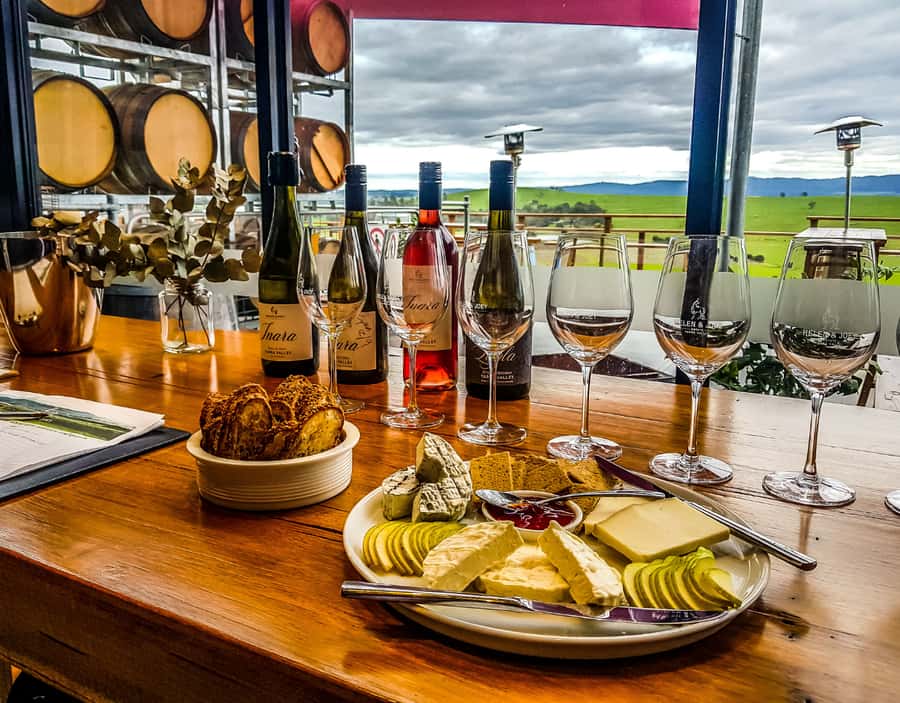Melbourne: Yarra Valley Wine, Choc, Farm Fresh, Gin Tour - Starting at the Arts Centre Melbourne Spire