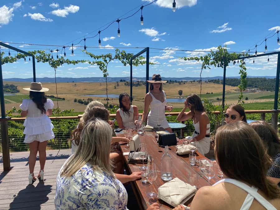 Melbourne: Yarra Valley Wine, Cider, Gin, Beer, & Choc Tour - The guides shape the whole day