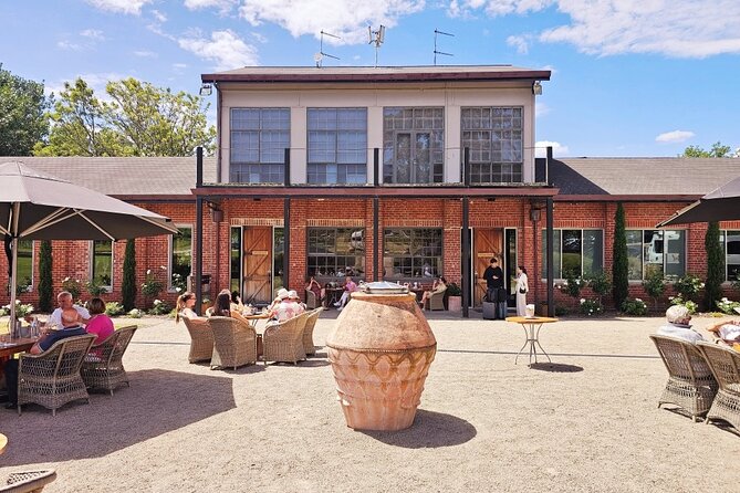 Mornington Peninsula Boutique Wine and Lunch Small Group Tour - 10 Minutes by Tractor for cool-climate wine