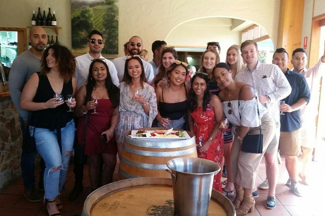 Mornington Peninsula Winery Tour - Lunch Included - Port Phillip Estate and Kooyong Wines set the tone