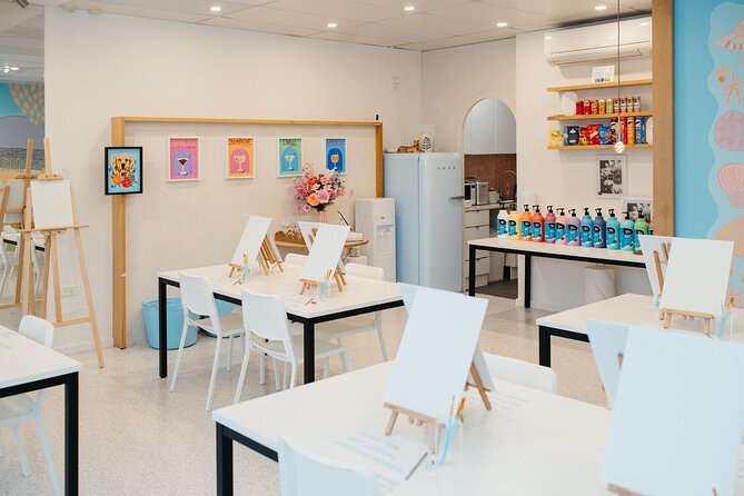 Paint and Sip in Torquay VIC - BYO food and drinks - Practical details that shape the evening