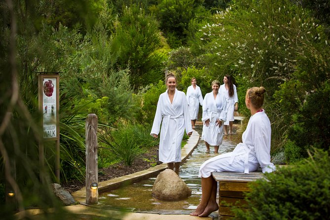 Peninsula Hot Springs Day Trip with Bathing Entry from Melbourne - Who should book this experience?