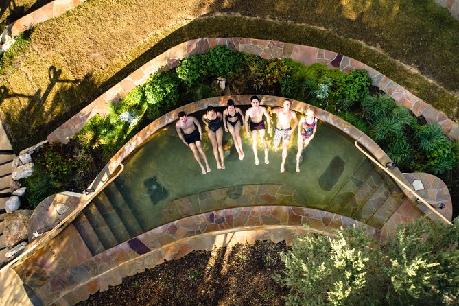 Peninsula Hot Springs Spa Experience and Express Transfer Shuttle - The drive from Melbourne to the springs