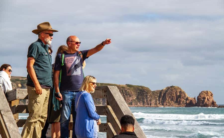 Phillip Island Penguin Parade Afternoon Tour from Melbourne - What to pack for the coast and evening