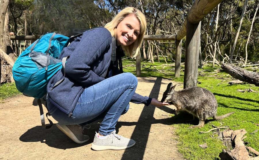 Phillip Island Penguin Parade with Expert Local Guide - What to pack for the penguin parade