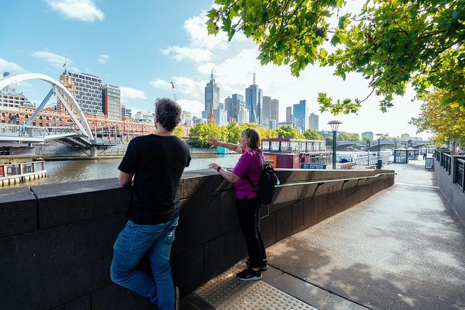 Private City Kickstart Tour: Melbourne - Federation Square and Flinders Street Station