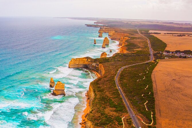 Private Helicopter Tour to 12 Apostles & Great Ocean Road - Key points at a glance
