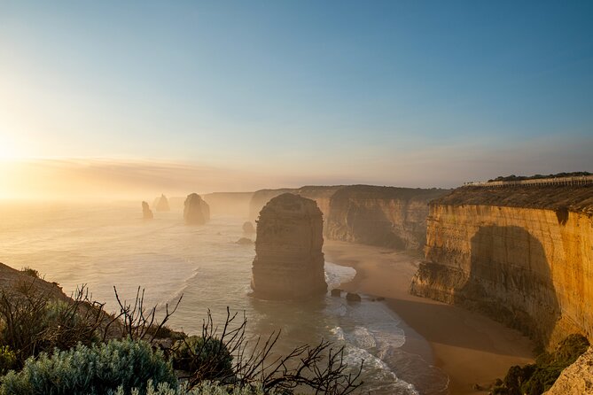 Private Helicopter Tour to 12 Apostles & Great Ocean Road - The return through inland Victoria