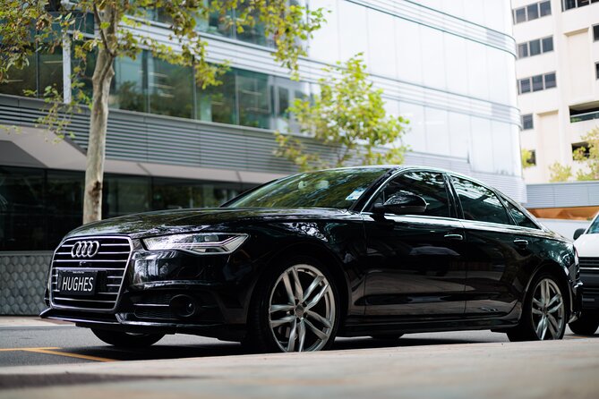 Private Luxury Transfer from Melbourne CBD to Melbourne Airport - What is included for the $106.15 group price