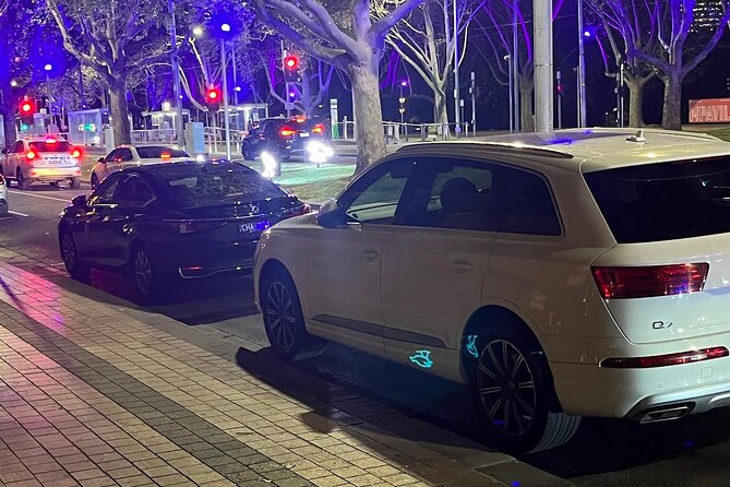 Private Melbourne Airport Transfers To City (Sedan, SUV, or Van) - Vehicle choice and luggage limits