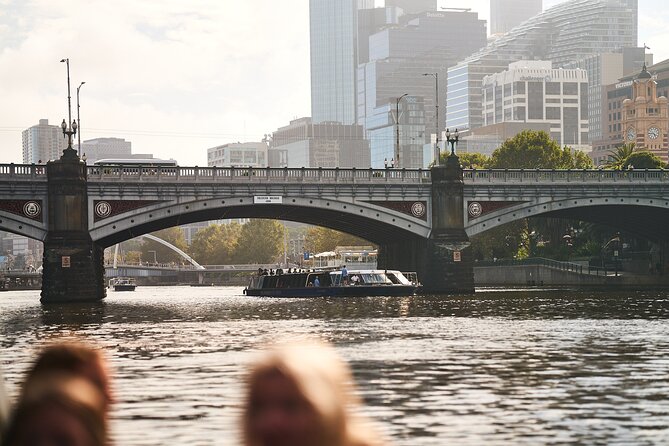River Gardens Melbourne Sightseeing Cruise - Seeing Melbourne from the Yarra River