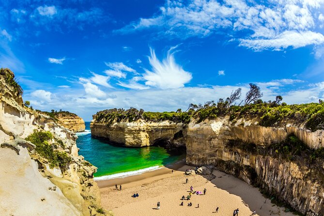 Self-Guided Audio Driving Tour of the Great Ocean Road, Australia - The Twelve Apostles and Loch Ard Gorge