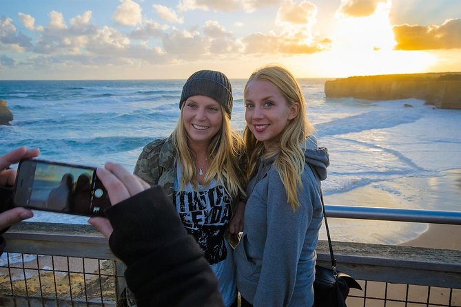 Small-Group Sunset Great Ocean Road Chocolaterie Tour from Melbourne - Chocolate samples before the coast gets serious