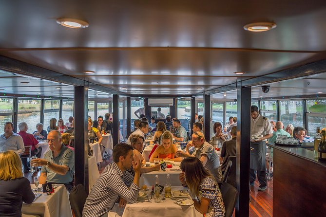 Spirit of Melbourne Dinner Cruise on the Yarra River - What you see between Southbank and the city lights