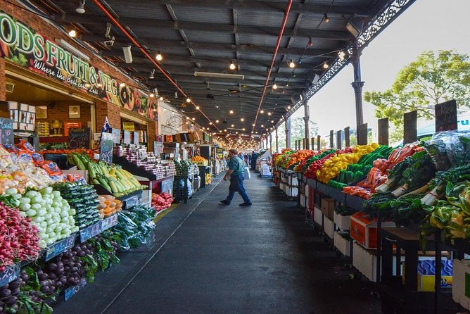 Street Food & Street Art, Backroads & Boroughs - Guide style and personal interests