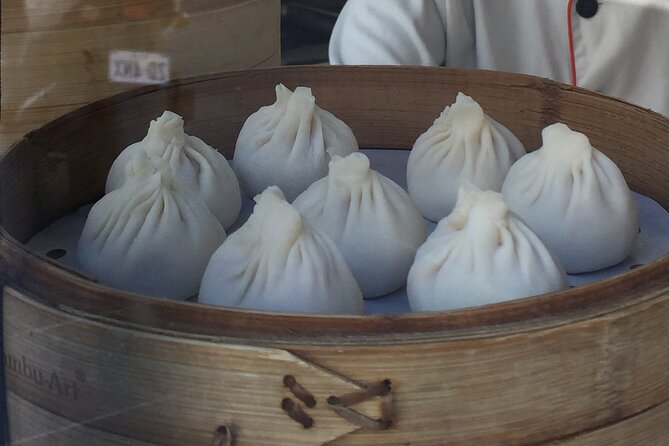 Taste of Melbourne Food Tour - Watching noodles being made by hand