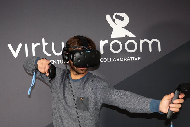 Virtual Room - 40-50min VR Escape Game Adventure for 2+ Players - Friendly game masters can shape the visit