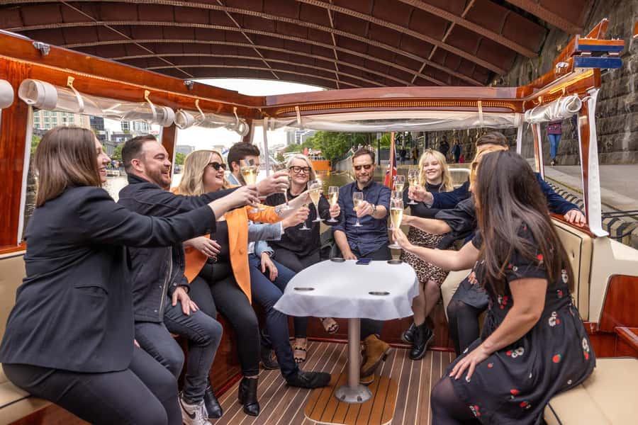 Yarra River: 1.5-Hour Scenic Sunset Public Cruise - Drinks onboard, with one important cost warning
