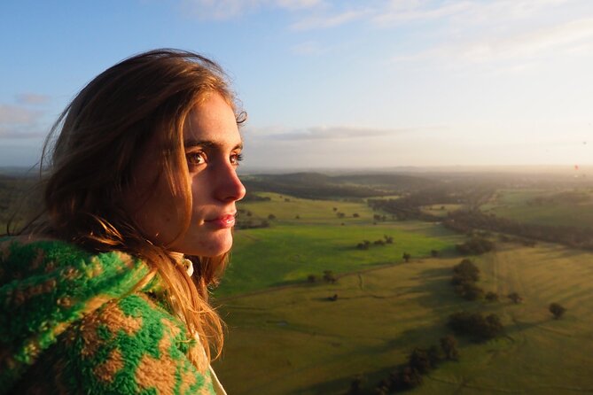 Yarra Valley Balloon Flight + Breakfast & Melbourne Pickup - One hour floating over the Yarra Valley